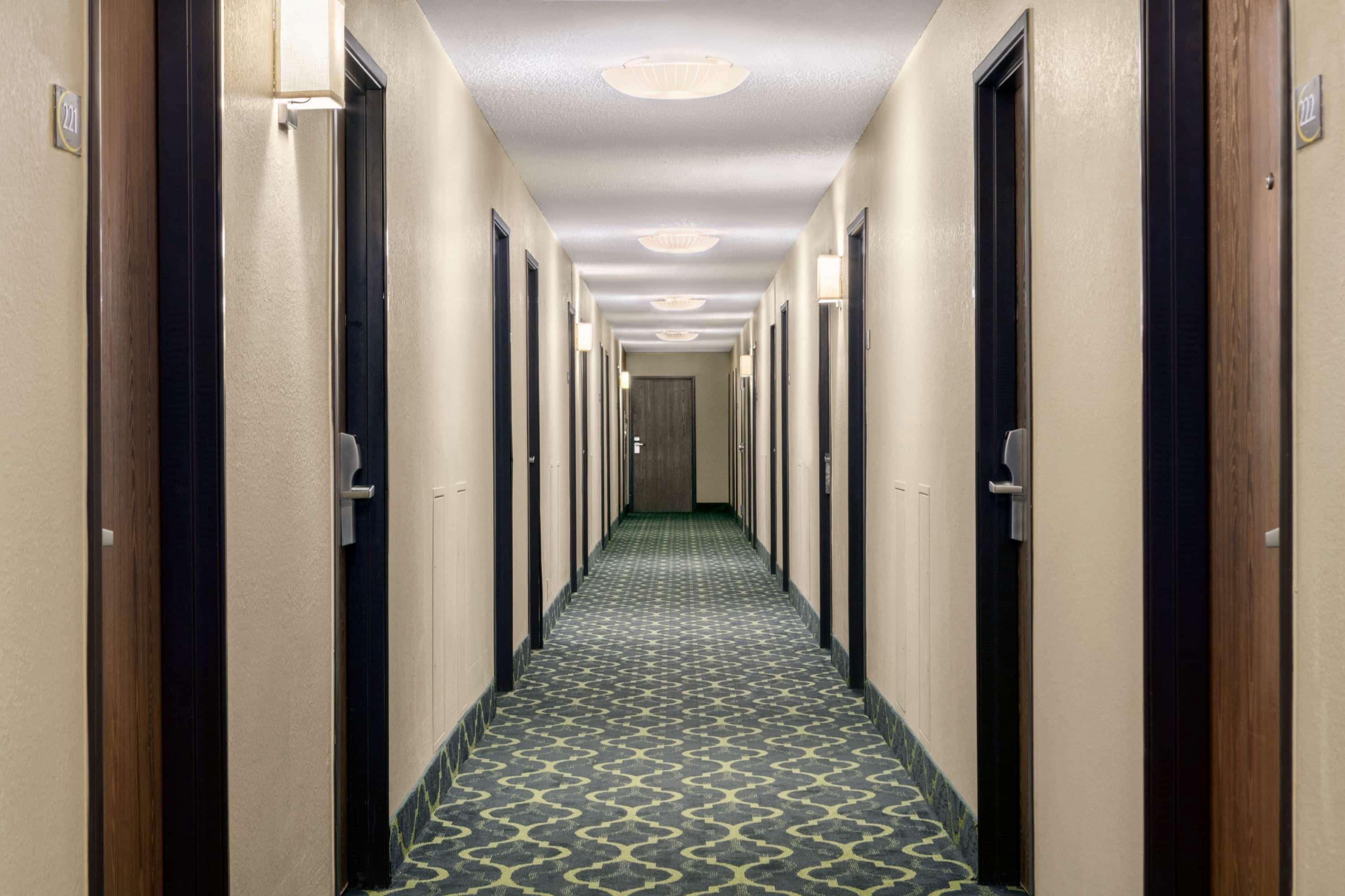 Super 8 By Wyndham Hanover Dış mekan fotoğraf